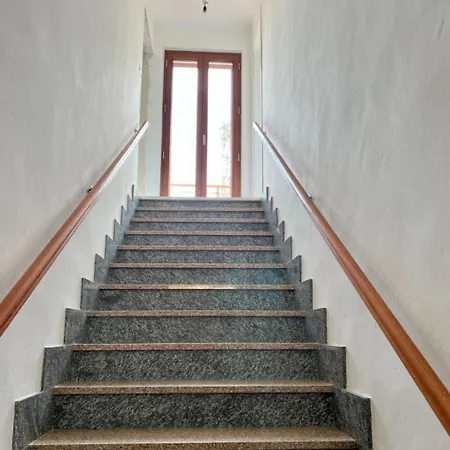 La Luminosa كوستيليولي دستي